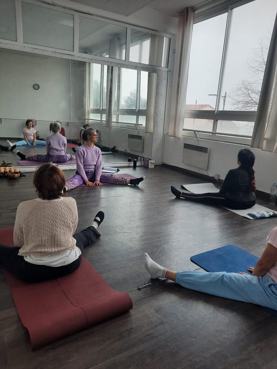 Matinée yoga mensuelle à Grasse avec Nathalie Castagna — Yoga Horizon 06